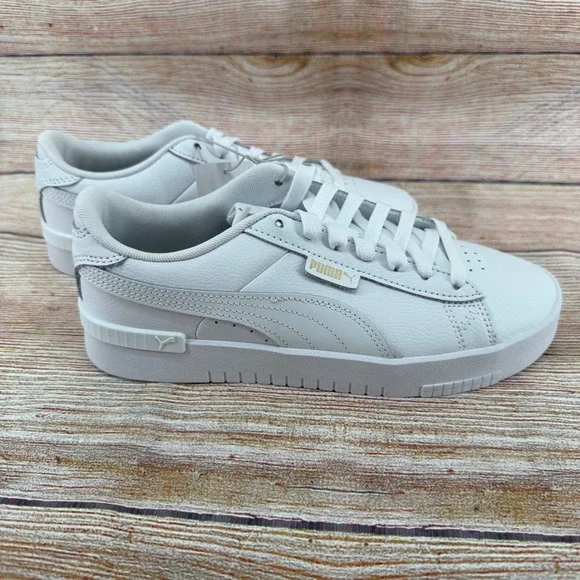 Puma Court Sneaker White Leather Platform Womens 8 Gold Logo 403456 30 NEW - Picture 1 of 8